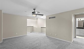 178 Cascade Circle Dr, Ballwin, MO 63021