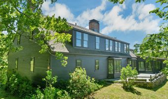 57 Roberts Cove Rd, Alton, NH 03809
