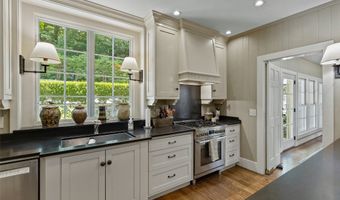 114 Cobb Rd, Highlands, NC 28741