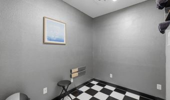 32 Throneberry Trl, Anderson, MO 64831