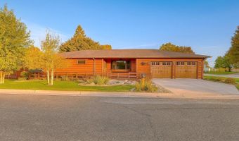 201 4th St, Armstrong, IA 50514