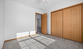 5225 Kansas Dr, Ames, IA 50014