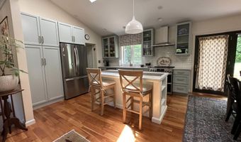 94 Brets Rd, Brattleboro, VT 05301