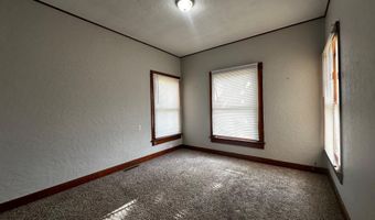 308 E 5th Ave, Arkansas City, KS 67005