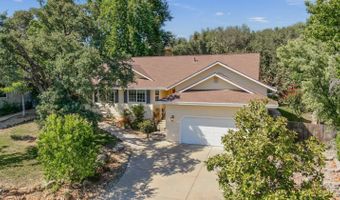 735 Live Oak Dr, Angels Camp, CA 95222