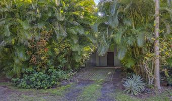 1002 Kauhikoa Rd 2, Haiku, HI 96708