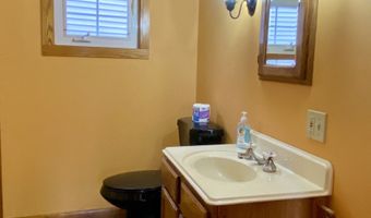 3 Maple Dr, Ashford, CT 06278