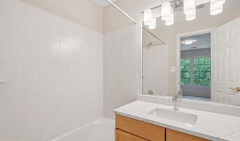 10900 BELLS RIDGE Dr, Potomac, MD 20854