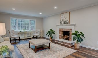 143 Juniper Dr, Avon, CT 06001