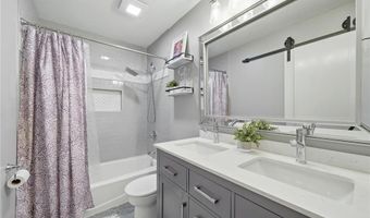 13476 Granada Ave, Apple Valley, MN 55124