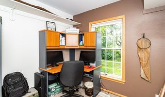 2005 N Dakota Ave, Ames, IA 50014