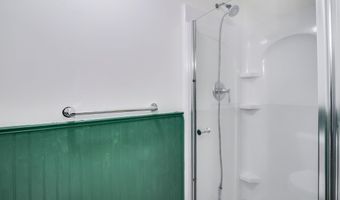 118 Chapel Dr, Andover, KS 67002