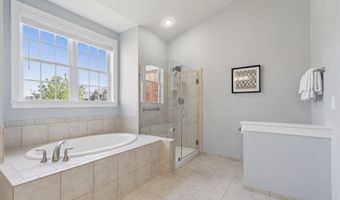 41312 LAVENDER BREEZE Cir, Aldie, VA 20105