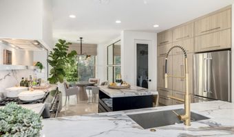 377 W DESERT BROOM Dr, Chandler, AZ 85248