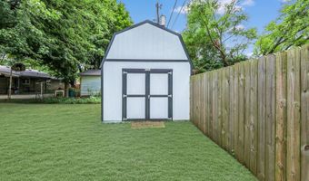 110 N Tresslar Ave, Bargersville, IN 46106