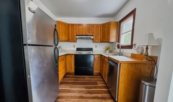 935 Gage St, Bennington, VT 05201