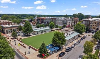 2424 Loxford Ln, Alpharetta, GA 30009