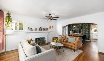 206 S Wisconsin St, Fallbrook, CA 92028