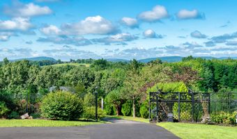 12 Sydney Ln, Cromwell, CT 06416