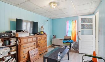 64 Hyde St, Burlington, VT 05401