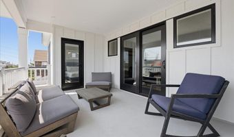 115 9TH St, Beach Haven, NJ 08008
