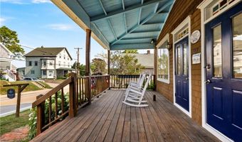 27 High St 3, Block Island, RI 02807