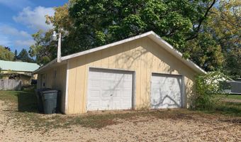 800 N Main St, Lake Mills, WI 53551