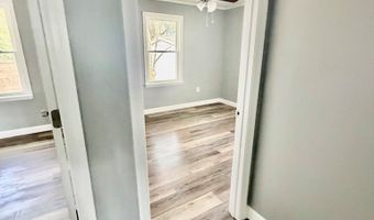 309 E Wayne St, Adel, GA 31632