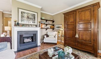 45050 BRAE Ter 101, Ashburn, VA 20147