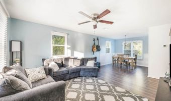 1368 Oliver Rd, Altavista, VA 24517