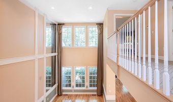 20 Sanctuary Dr, East Greenwich, RI 02818