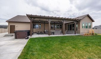 890 Dell Rd, Chubbuck, ID 83202