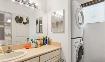 98-360 Koauka Loop 206, Aiea, HI 96701