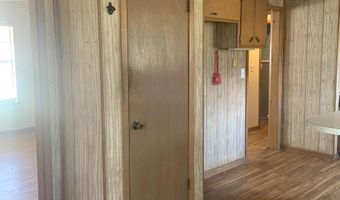 907 Gail St, De Kalb, TX 75559