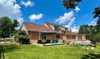 6135 Martha Dr, Aurora, IN 47001