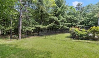 16 Karen Dr, Hopkinton, RI 02832