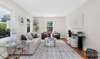 3617 Woodleaf Rd, Charlotte, NC 28205