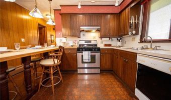 15 South Ln, Angola, NY 14006