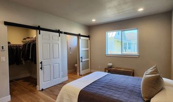 891 NE DIVISION Ave, Bandon, OR 97411