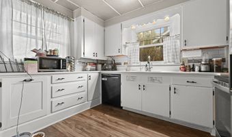2616 Ridgewood Ave, Alliance, OH 44601