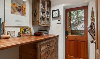 182 El Salto Rd, Arroyo Seco, NM 87514