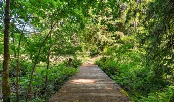 22276 VAUGHN Rd, Veneta, OR 97487