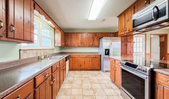 38 Daniel's Rd, Adel, GA 31620