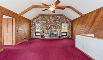 150 Yacht Club Cir, Altamont, MO 64640