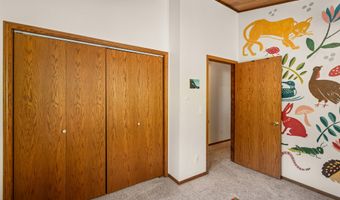 694 Timberlake Dr, Ashland, OR 97520