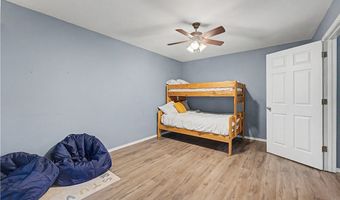 2 William Ln, Bella Vista, AR 72715