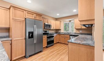 14 Forest Ring Dr, Bartlett, NH 03845