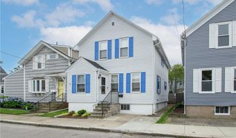 33 Slocum St, Newport, RI 02840