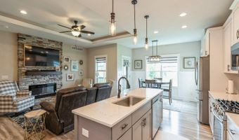 210 31st St SE, Altoona, IA 50009