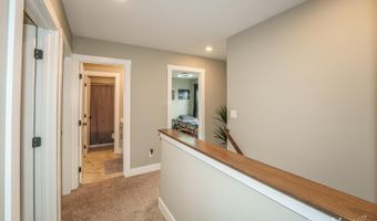 7542 Shorewood St, Allendale, MI 49401